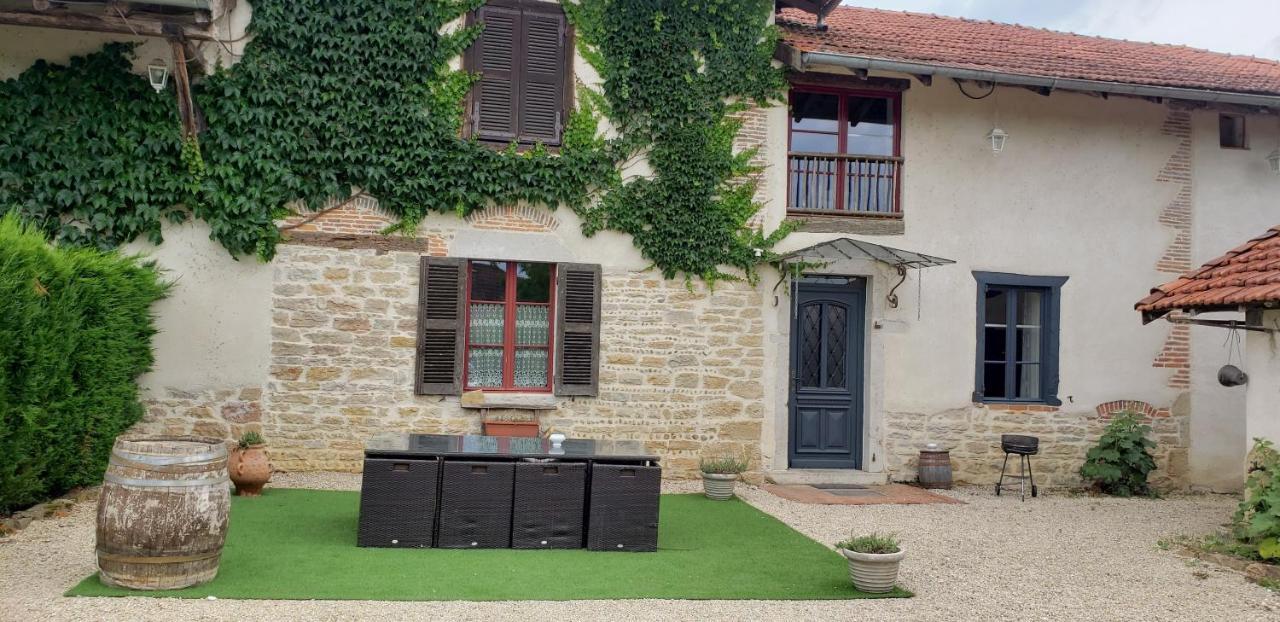 La Ferme Du Tilleul Foissiat Luaran gambar